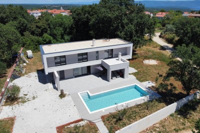 *Neubau* Stylishe Villa in exponierter Lage vor den Toren Pulas