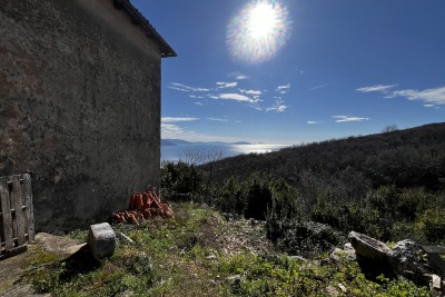 Unverbaubarer Meerblick mit Steinhaus zur Renovierung **TOP**