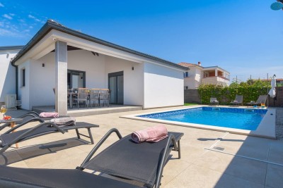 Predivna villa u okolici Pule sa bazenom