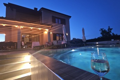 Mediterranes Refugium im Grünen *TopInvest*